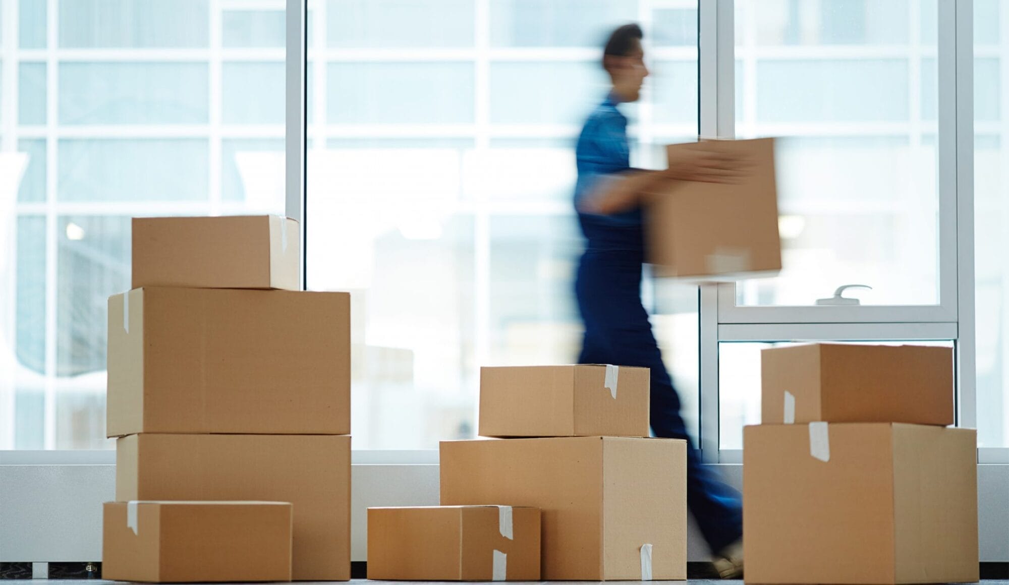 moving_1064138159