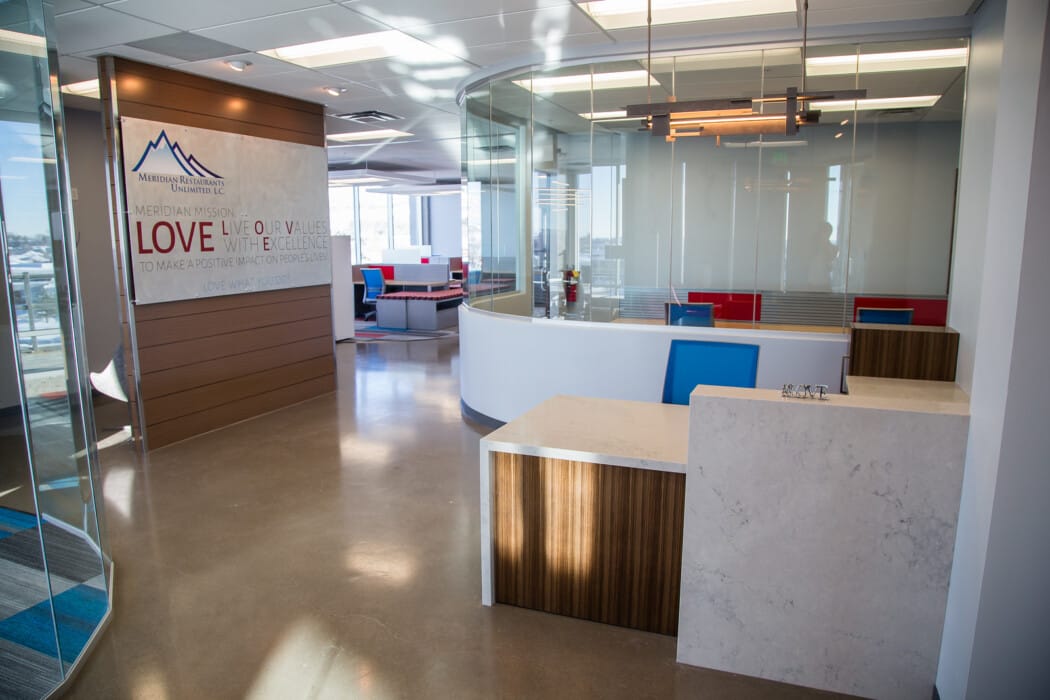 Meridian Curved Reception